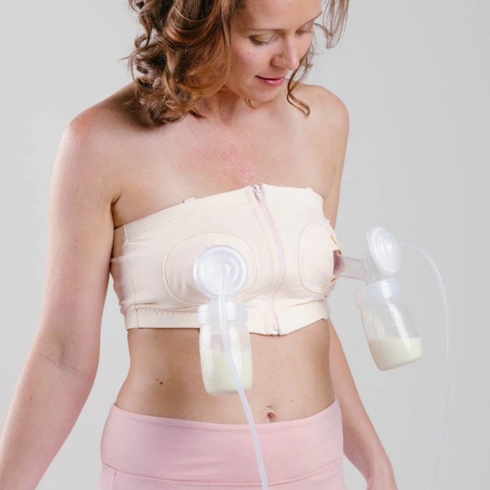 NWT - Simple Wishes Adjustable Hands Free Pumping Bra - Maternity